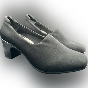 Anne Klein black Sport women’s shoes. Size 7 1\2 M. Worn once in box.